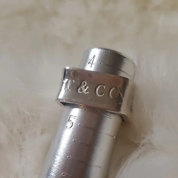 Tiffany & Co. Silver Ring - Picture 6 of 6